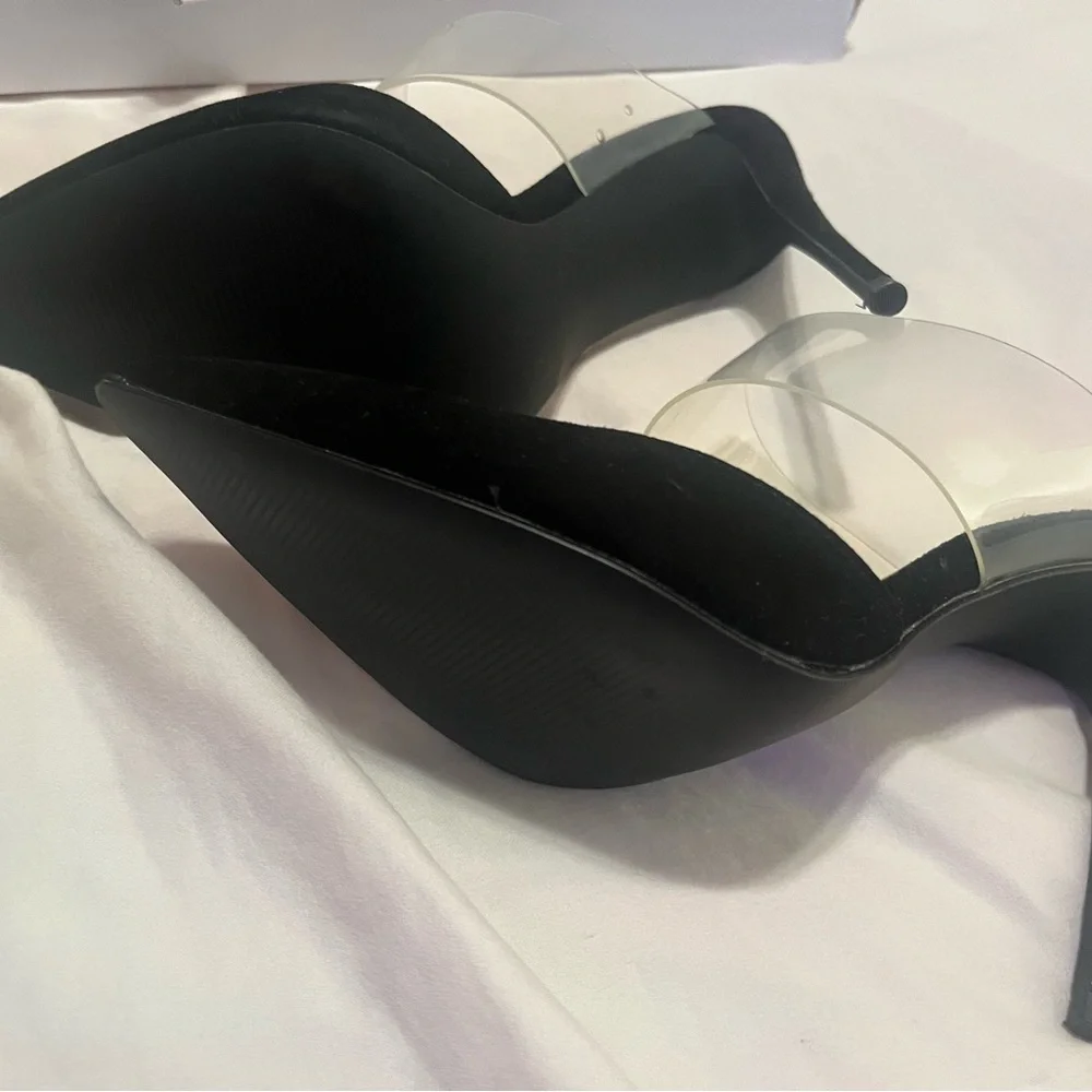 Steve Madden Daydream Black Suede Footwear - Picture 4 of 13